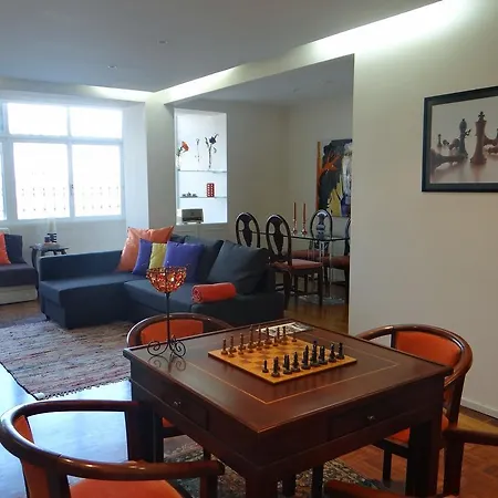 Meet Porto شقة
